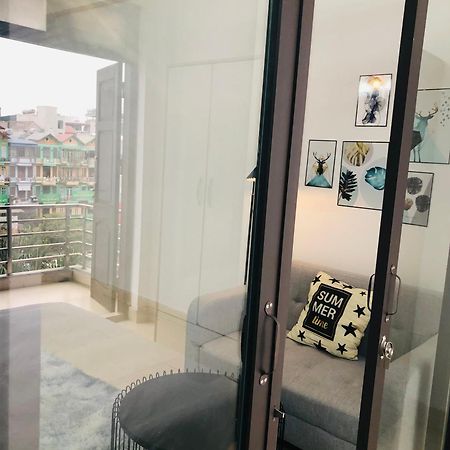 Li Homestay 134 Tran Binh, My Dinh, Nam Tu Liem, Ha Noi ハノイ市 エクステリア 写真